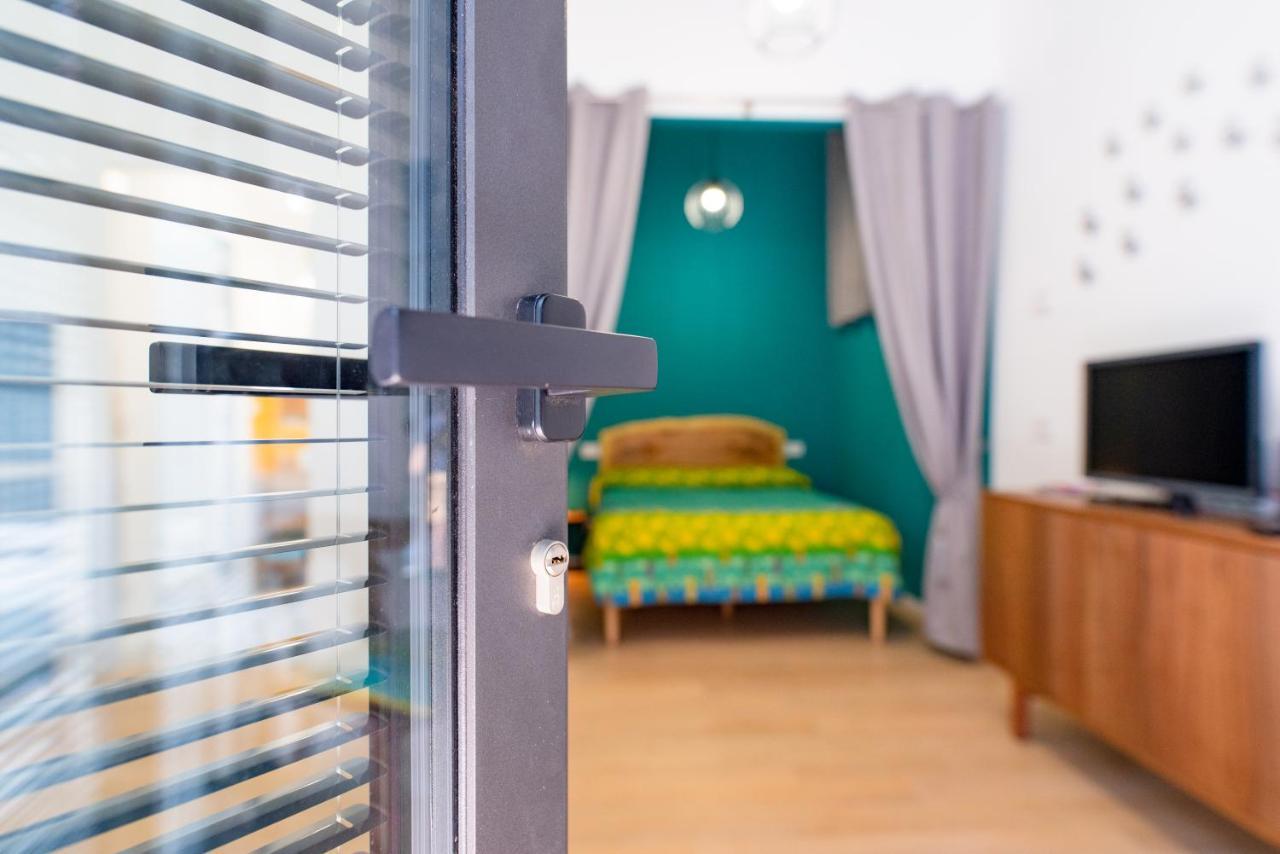 Apartamento Magic Loft 29 By Happyhostorino Exterior foto